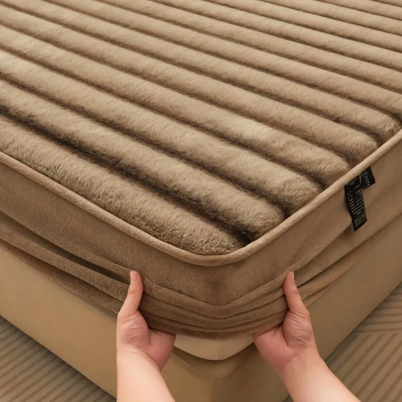 New Thickened Imitation Rabbit Fur Fitted Sheet with All Around Elastic Bands Winter Warm Bed Linen Plush Soft Mattress Cover