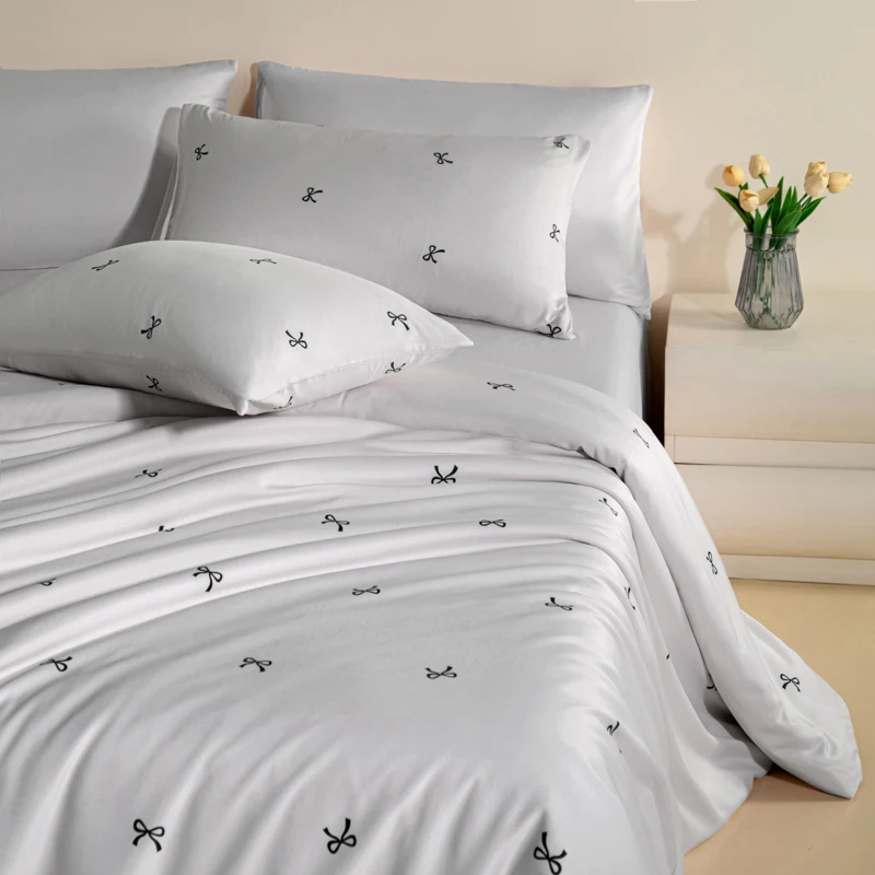 Minimalist Washed Silk Duvet Cover Set with Bed Sheet Pillowcase Silky Satin Bedding Set Luxury Twin Full Queen King Bed Sets